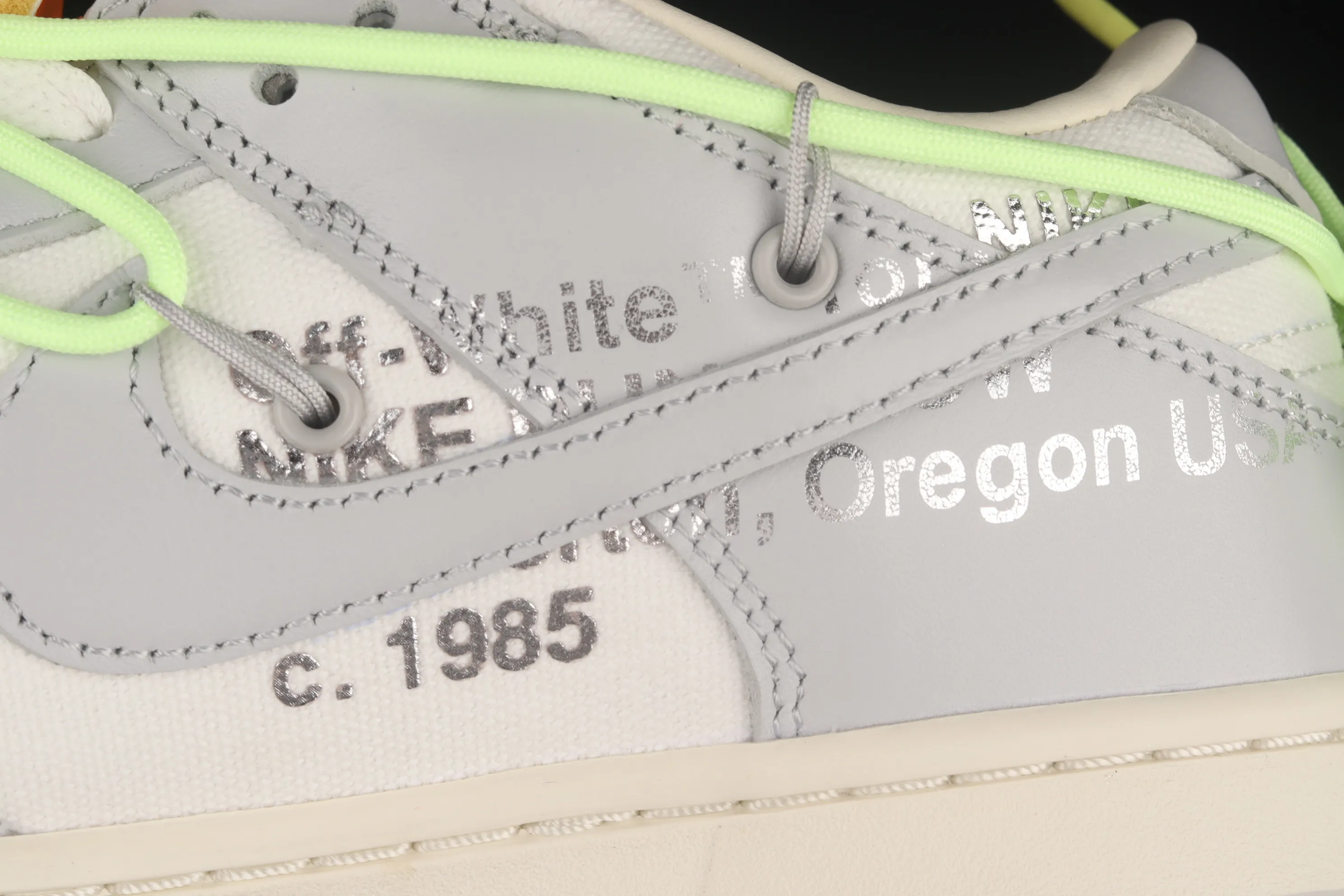 All Categories Nk SB Dunk Series Nk SB Dunk Low Low-top Sneakers Pure Original Version OF x Nk Dunk Low OW White Gray Casual Sports Skateboard Shoes DM1602-128